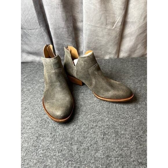 Kork-Ease Skye Distressed Leather Bootie (Women's) - Taupe (Grey) - Sz 6 M - Picture 5 of 9